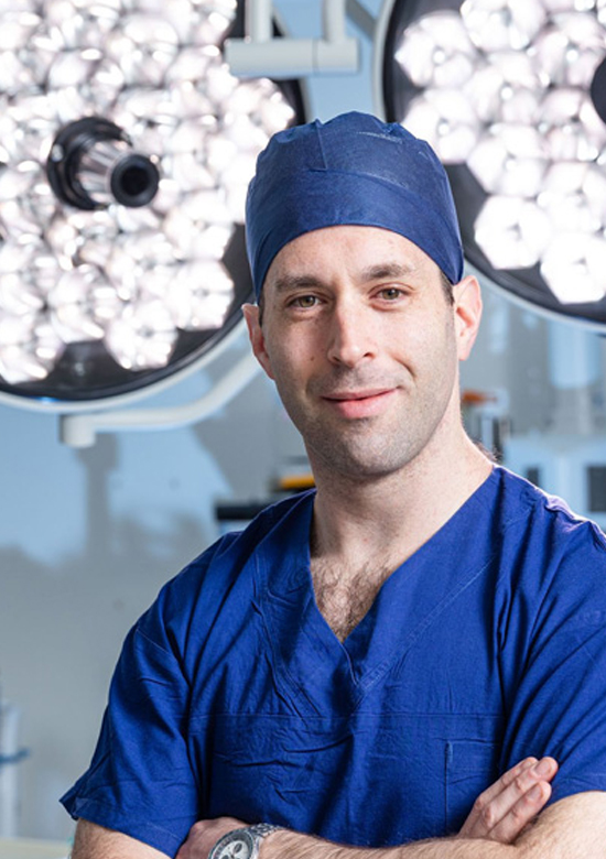 Endocrine, Head & Neck and General Surgeon Specialist in Sydney: Dr Earl Abraham